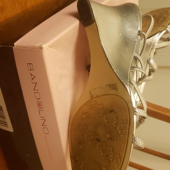 Shoe - Picture 6 of 7